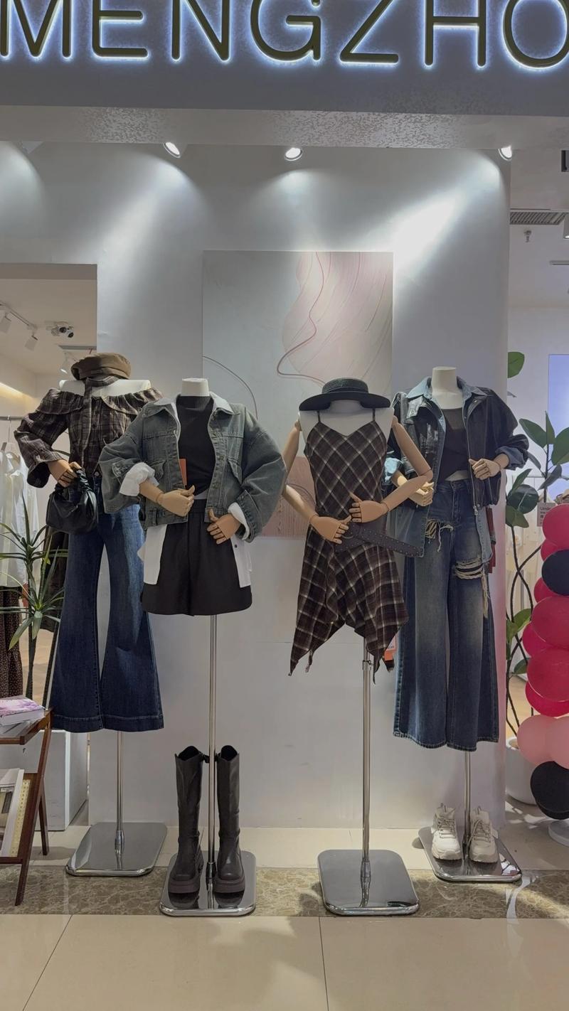 如何选购连衣裙新款——女性时尚指南